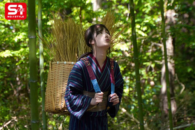 [SONE-920] The cute village girl is the comfort for all the men, Miru